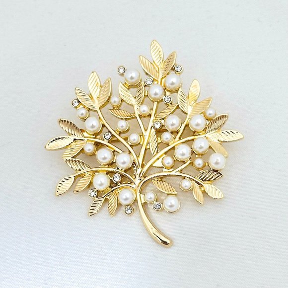 Anne Klein Brooch w/Faux Pearls and Rhinestones - New in Box - Picture 3 of 8
